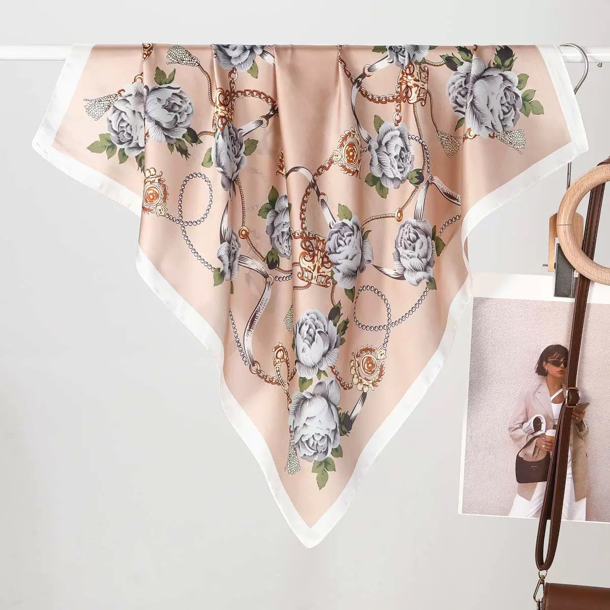Löwenstein Tørklæde LIF Chains Roses Taupe