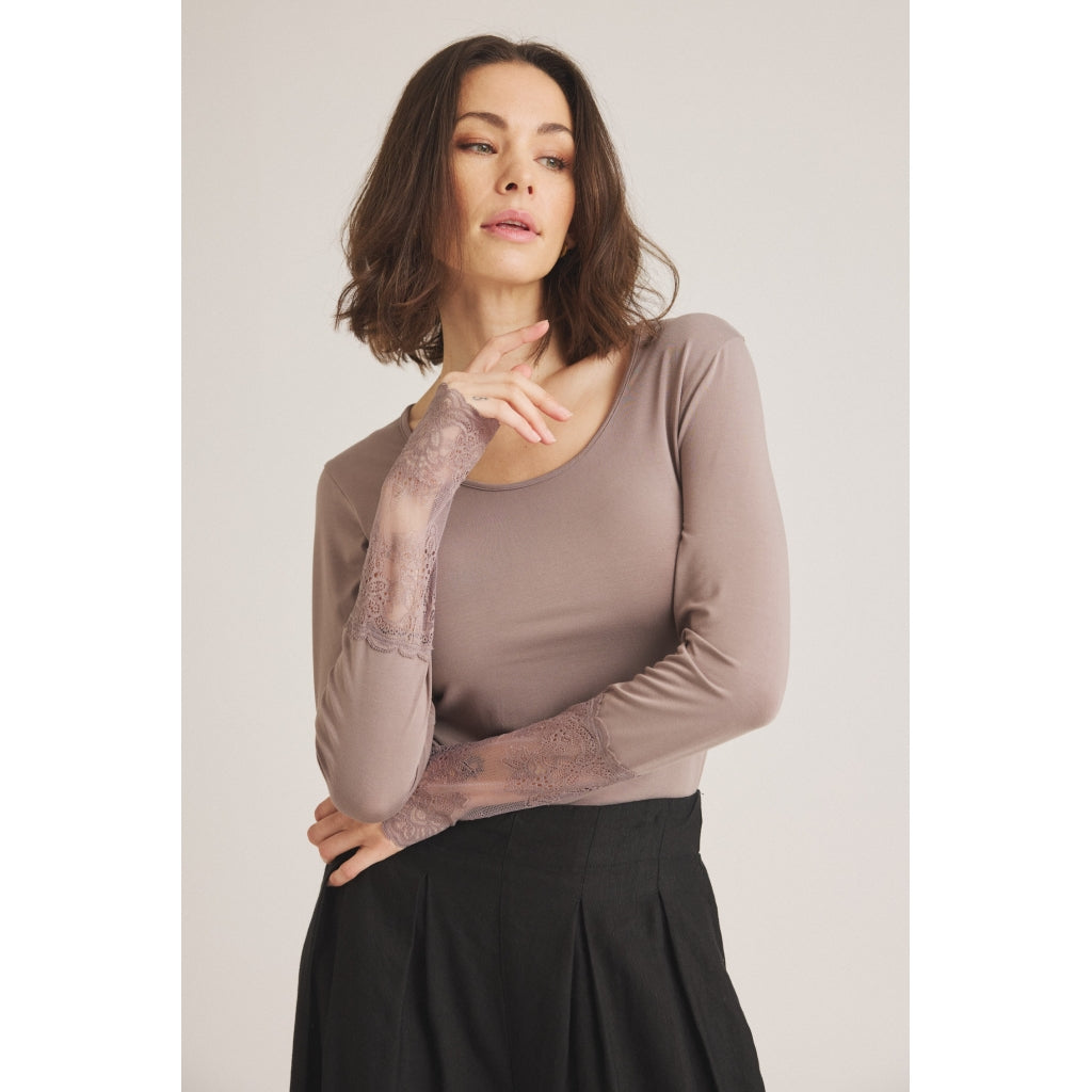 One Two Gitte T-shirt Bamboo Drift Wood Brun