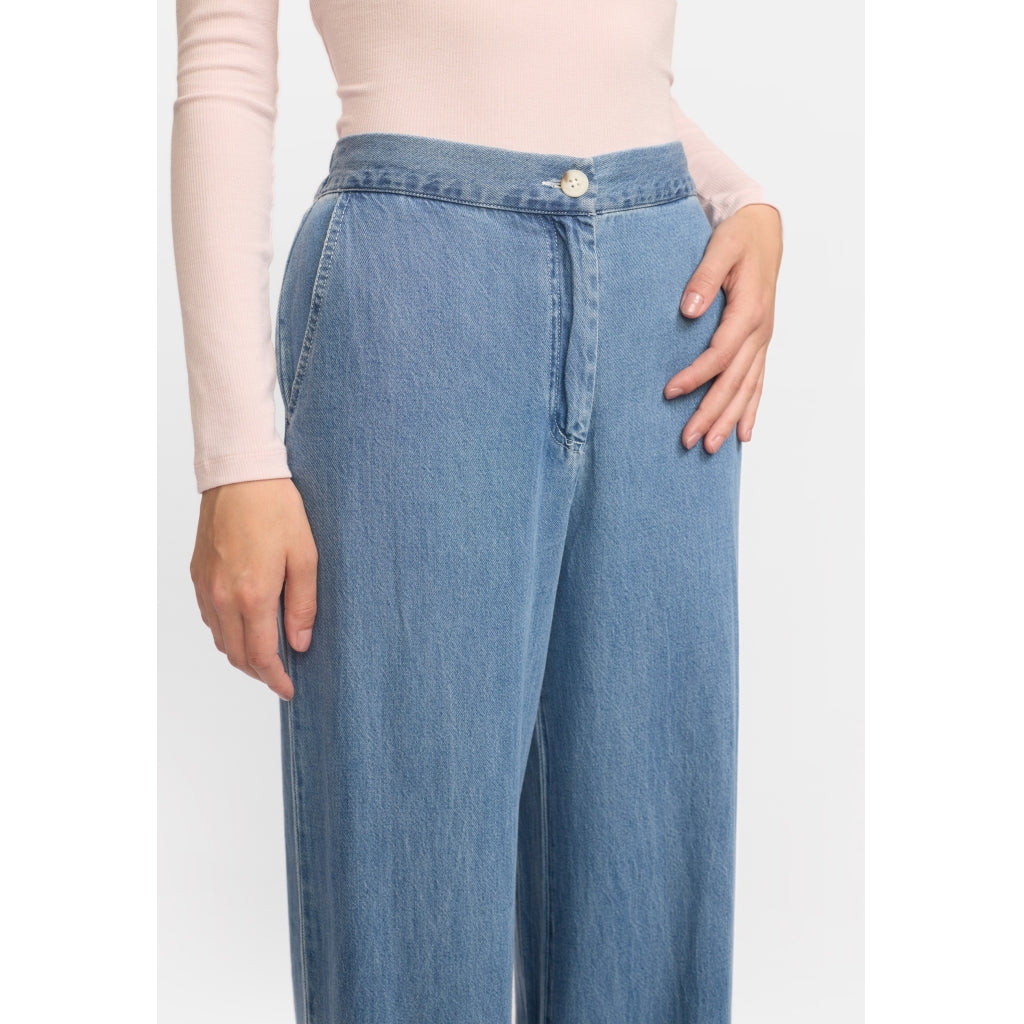 Soft Rebels Christy Bukser Greyish Light Blå