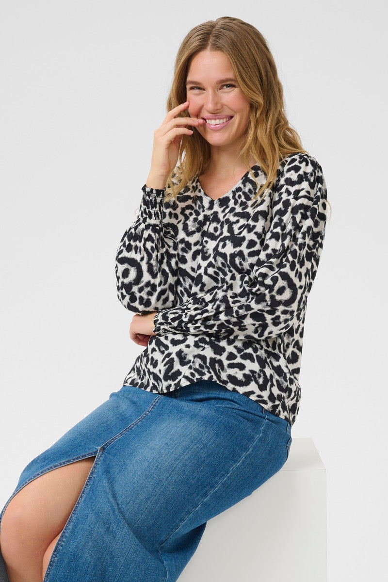 KAFFE Alice Bluse Hvid Sort Leopard