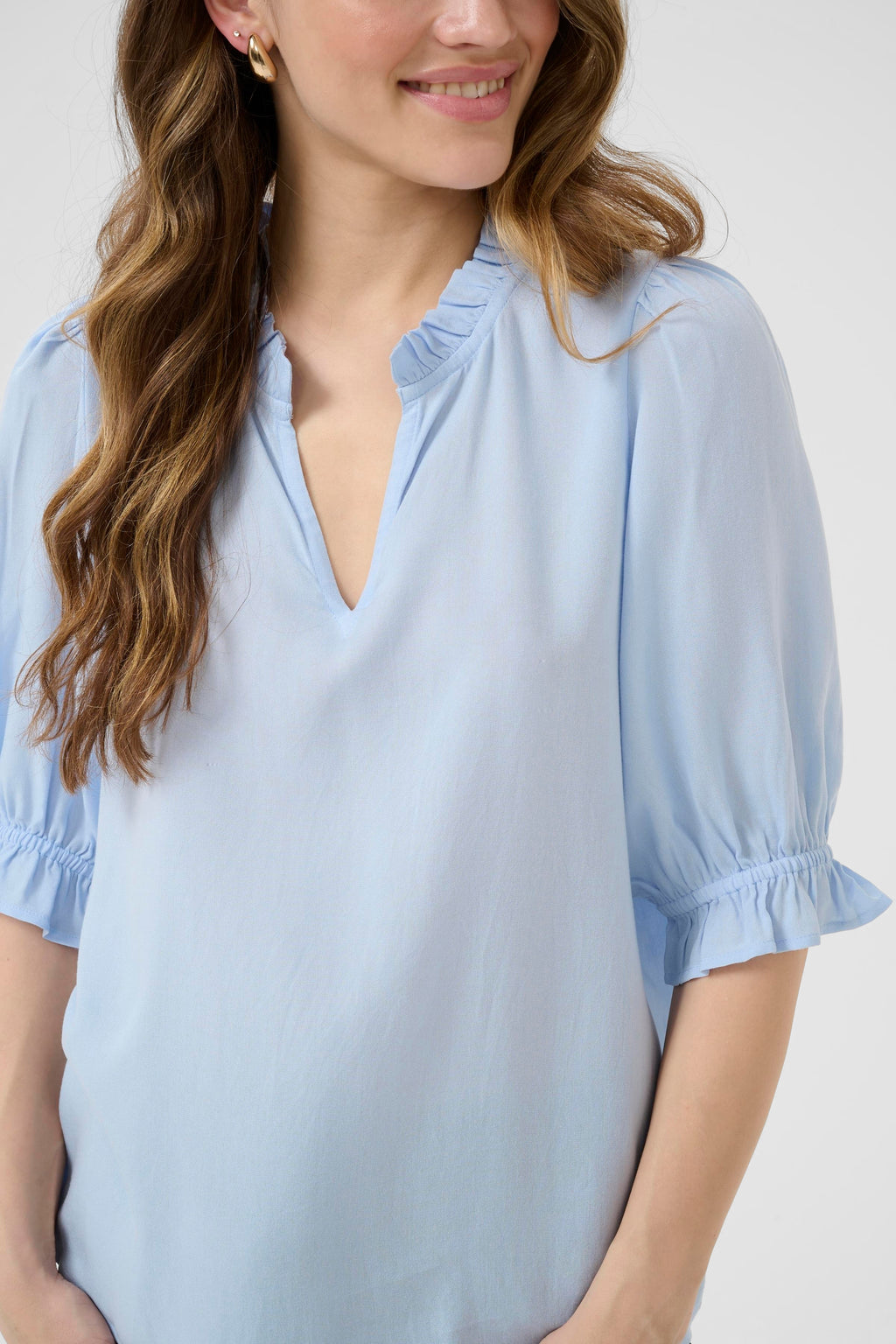 KAFFE Elly Solid Bluse Windsurfer Blå