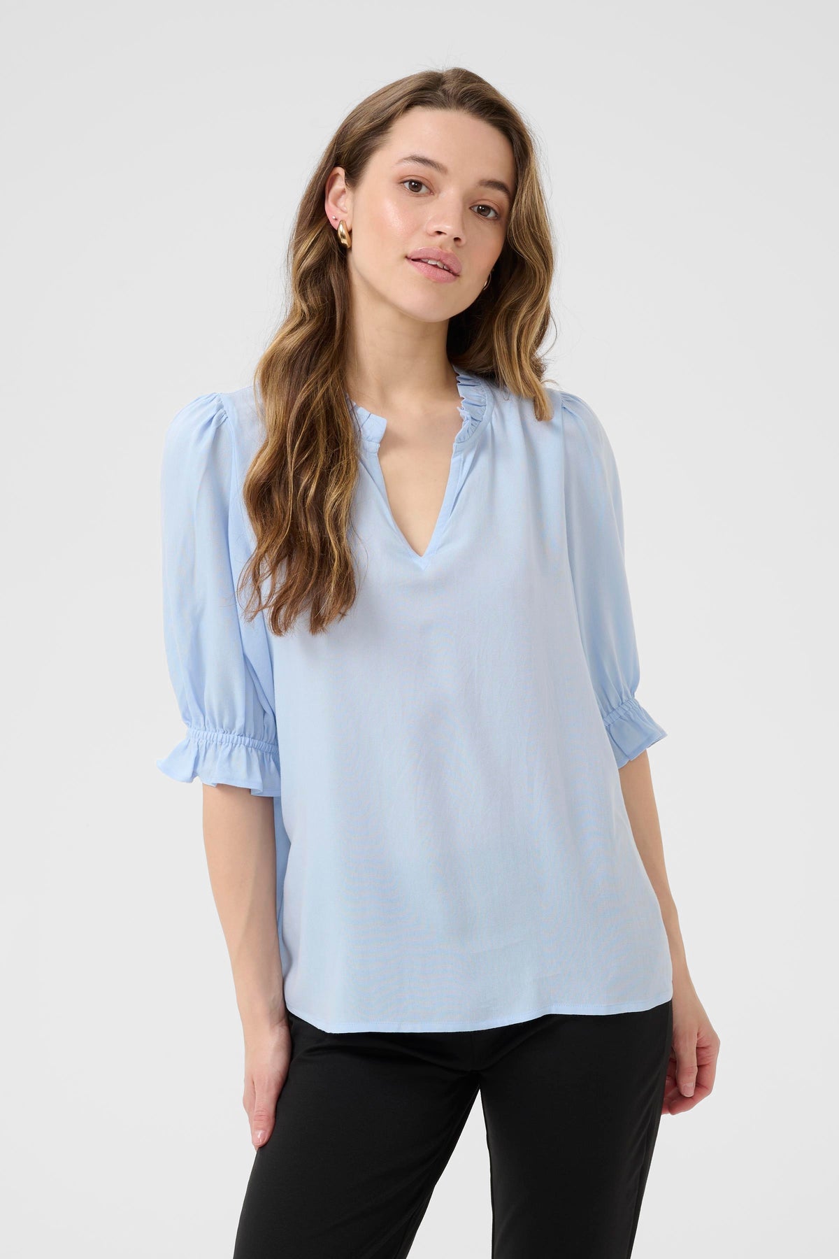 KAFFE Elly Solid Bluse Windsurfer Blå