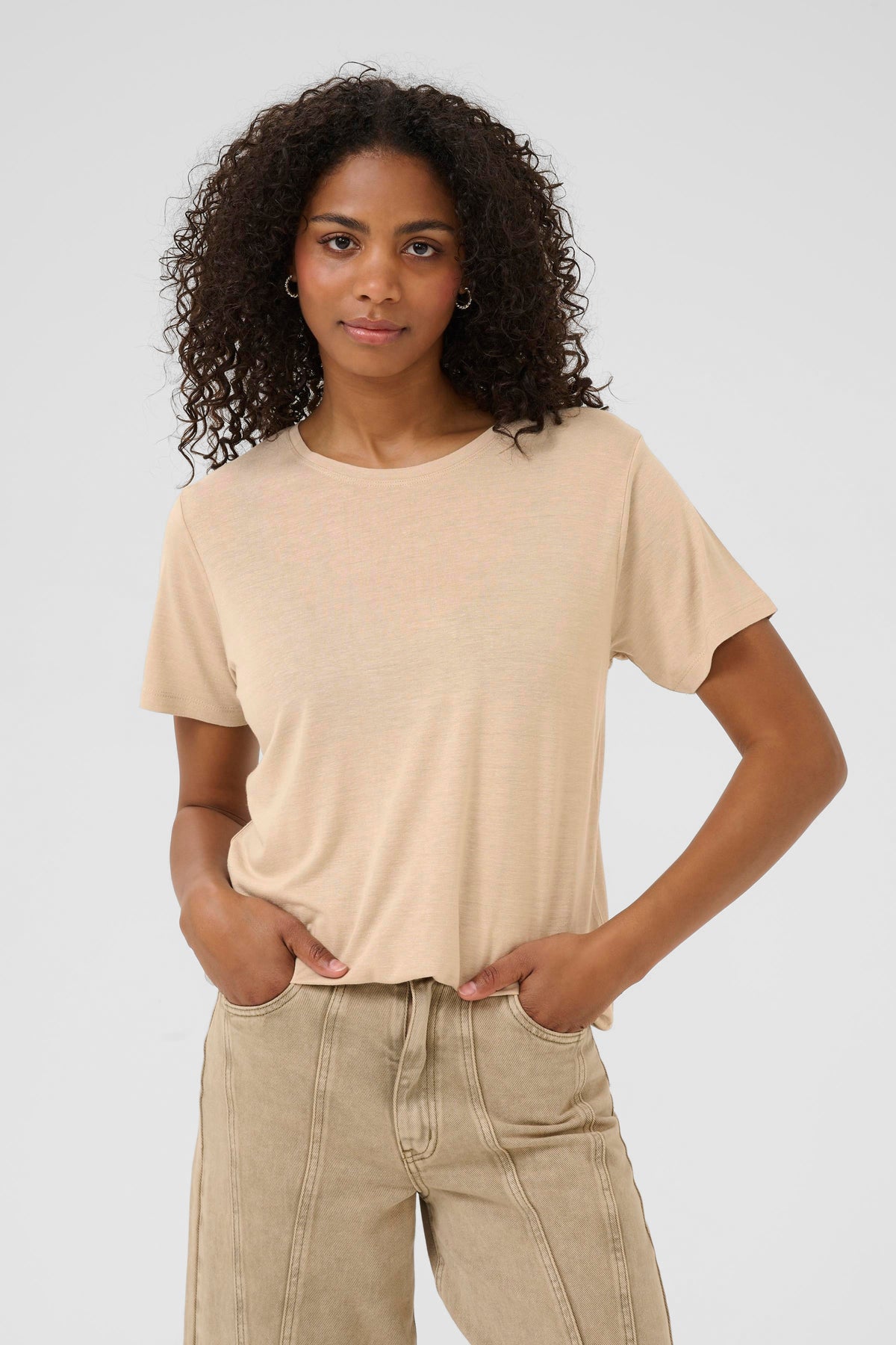 KAFFE Maria T-shirt Feather Grå