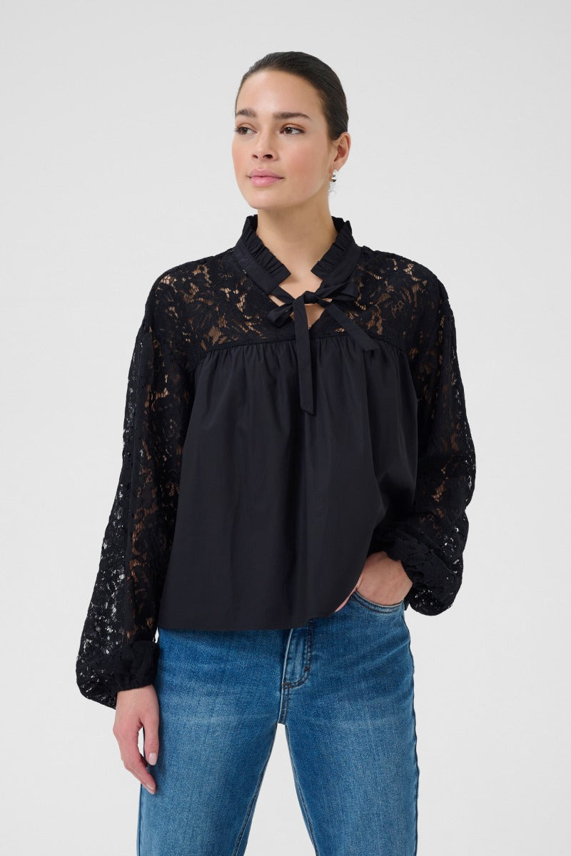 KAFFE Cynthia Bluse Sort
