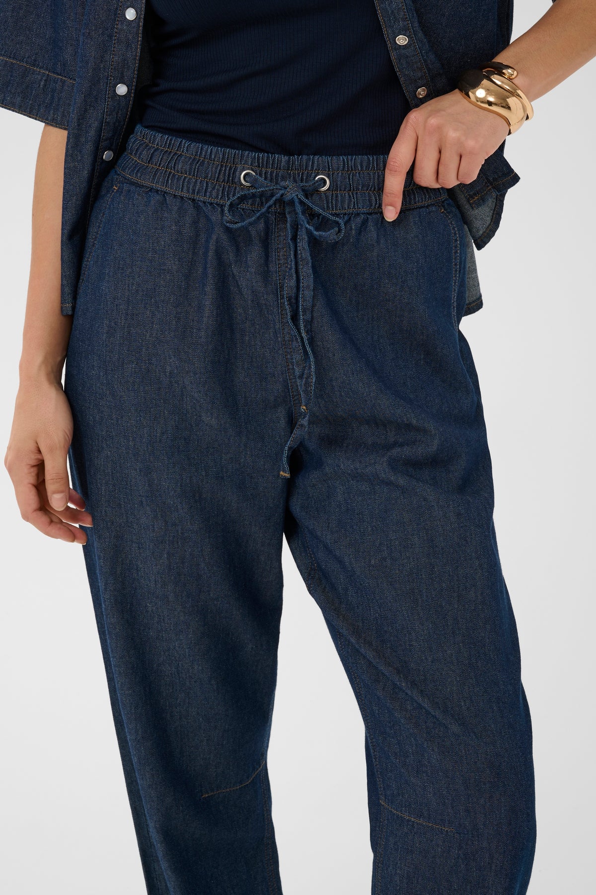 KAFFE Jade Barrel Bukser Denim Mørk Blå
