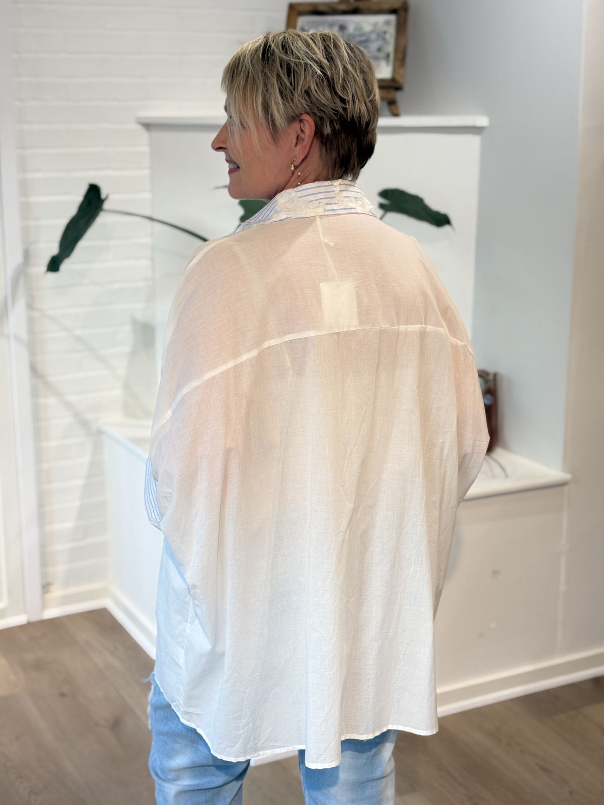 Sexy Woman Skjorte Destroy Lommer Blå Hvid