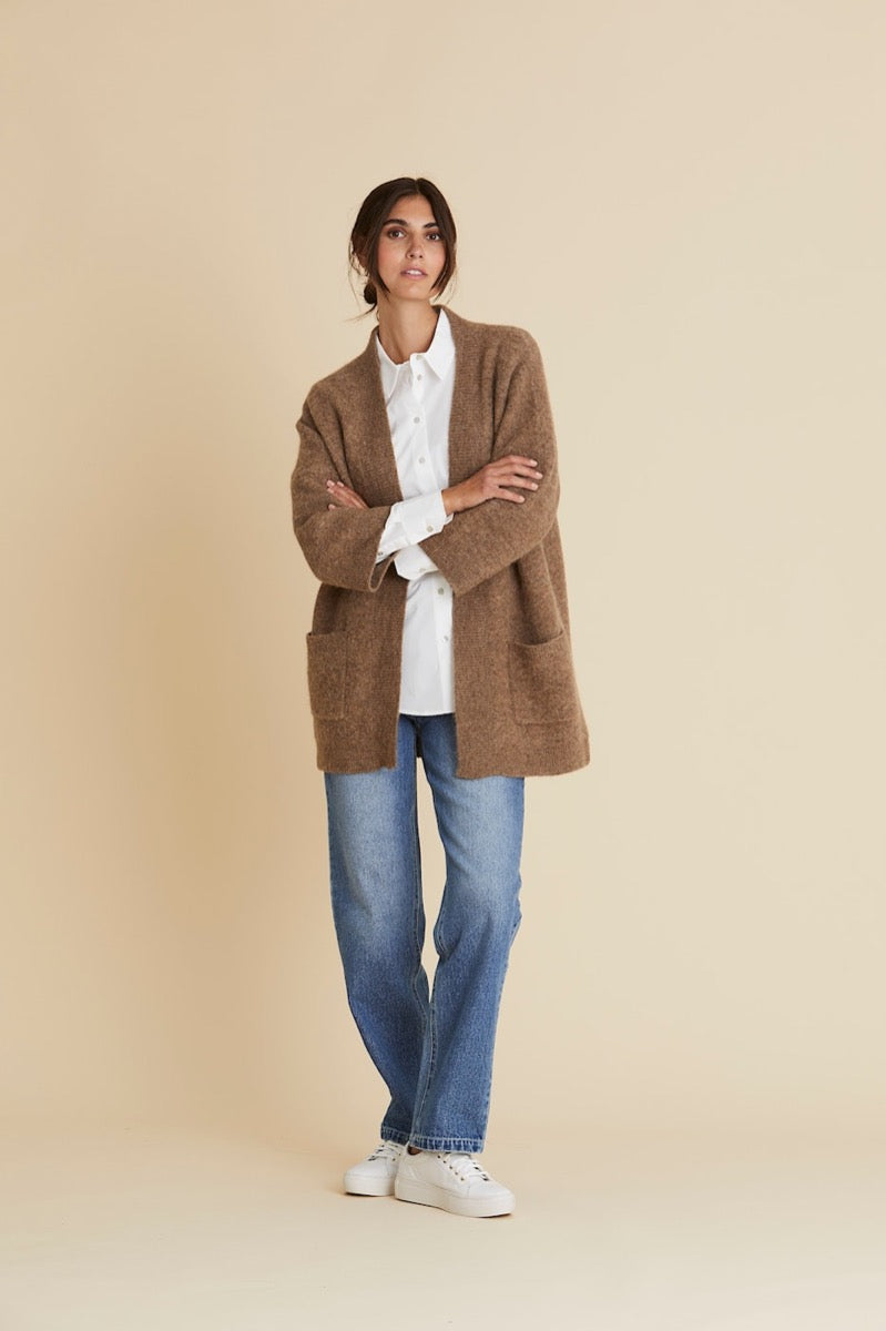 PBO Kardinalo Strik Cardigan Brun