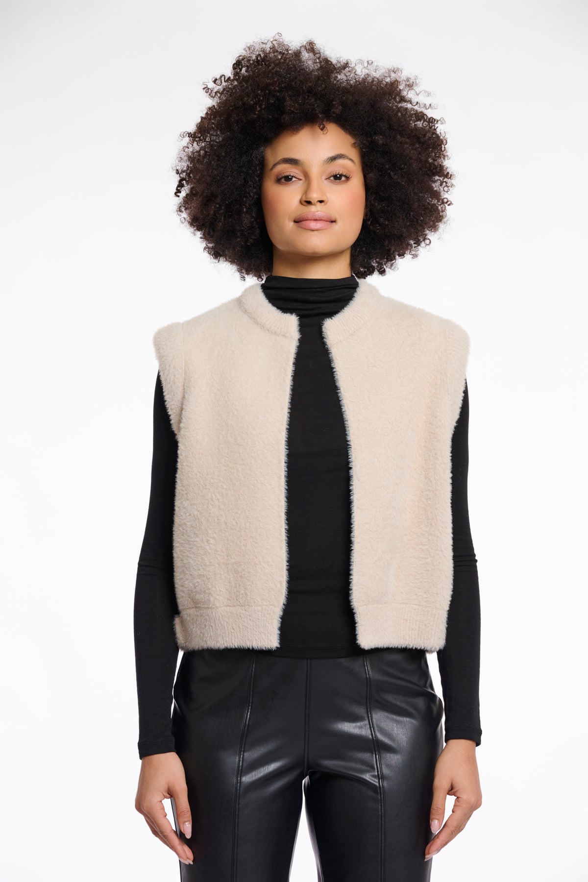RINO & PELLE Elona Vest Short Stone