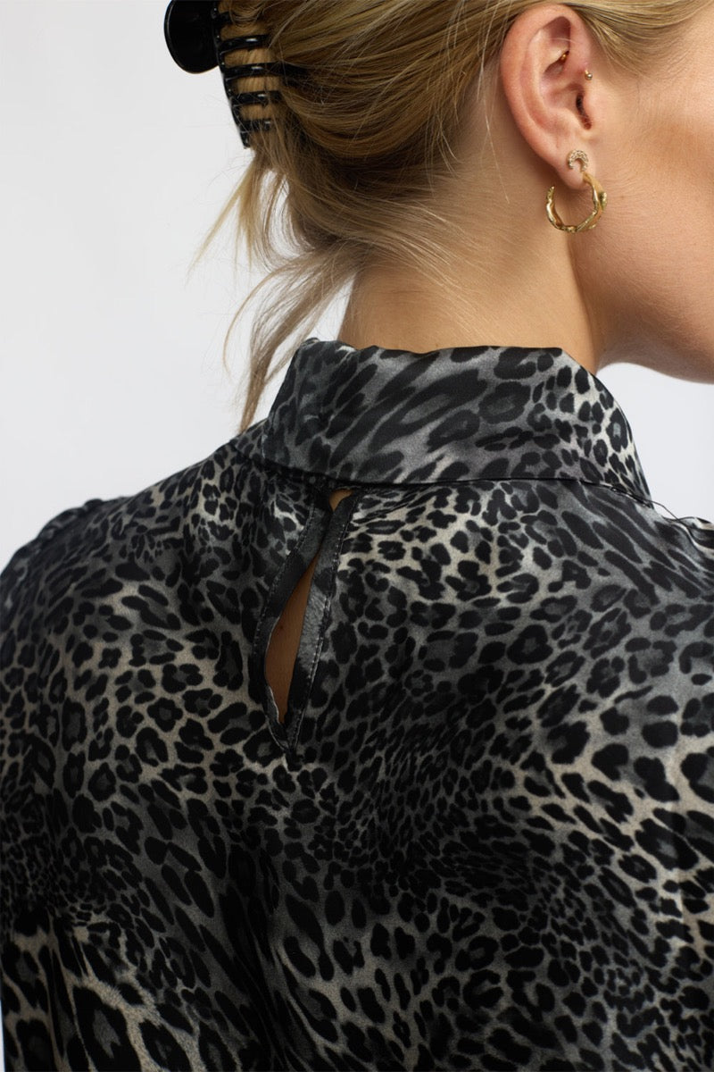 2 Biz Florence Bluse Sort Leo