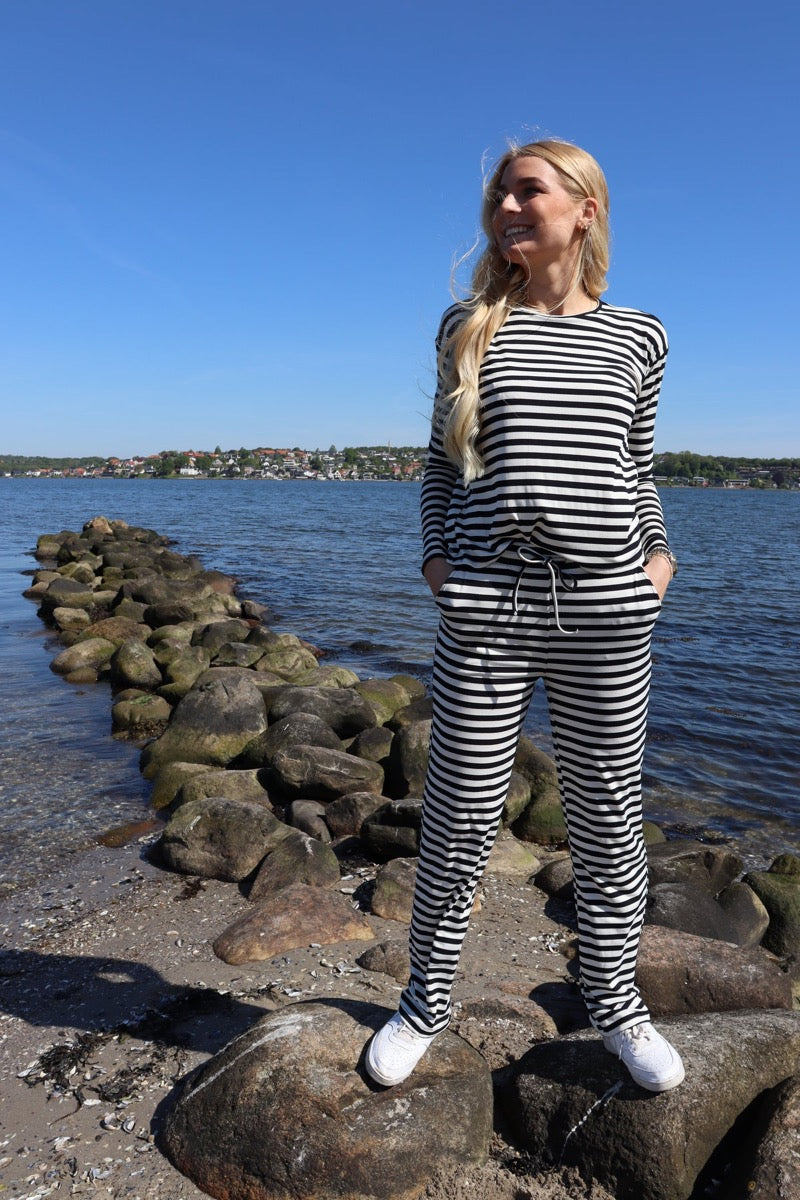 Liberte Natalia Straight Bukser Stribet Sort Creme